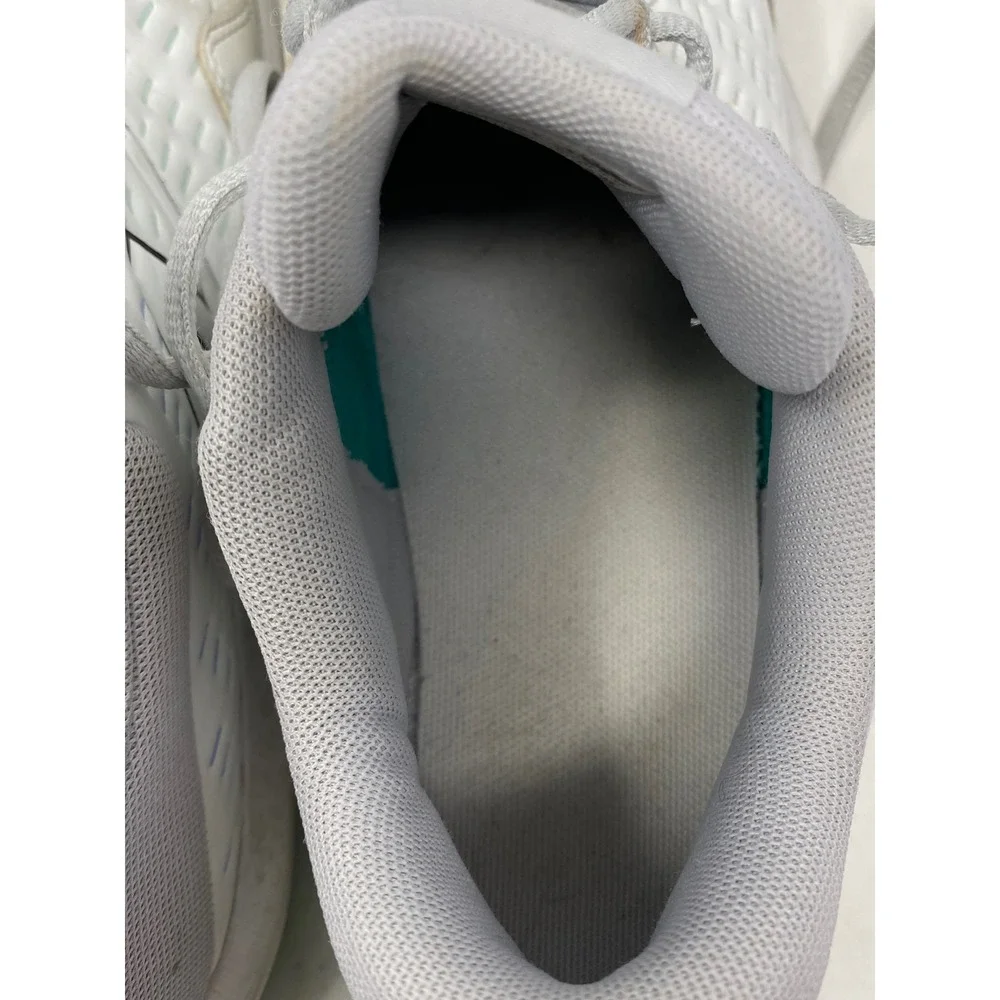 New Balance 696v4 Womens Tennis Shoes White Grey Teal WCH696D4 Size 8 Wide
